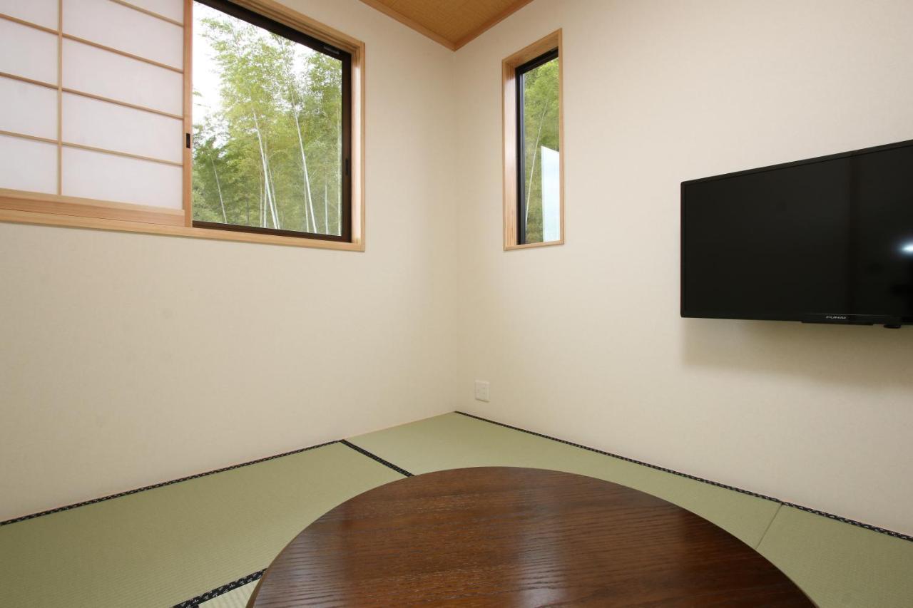 Hitoyoshi Onsen Ohgano Yado Hotel Esterno foto