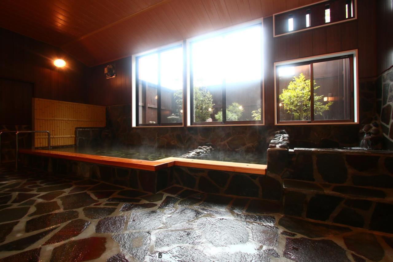 Hitoyoshi Onsen Ohgano Yado Hotel Esterno foto