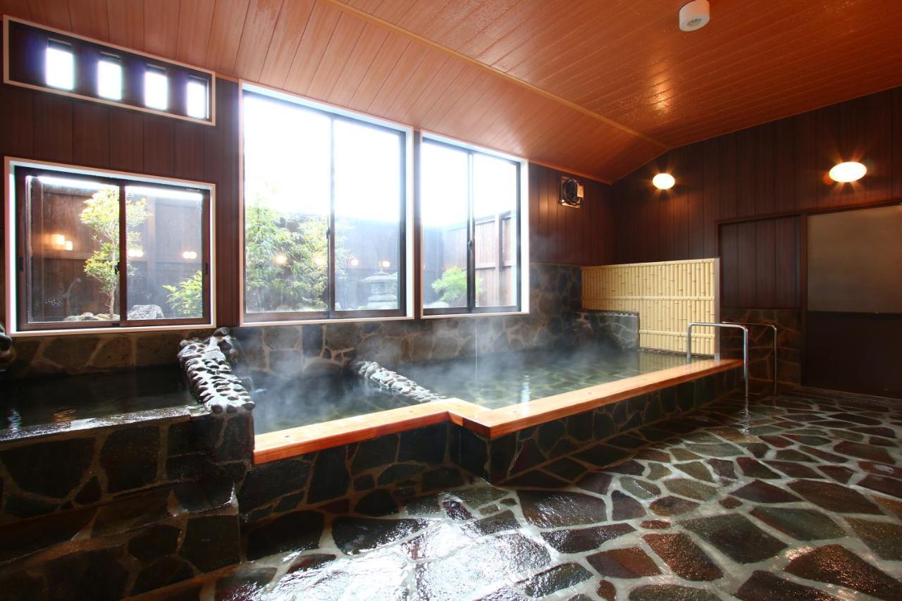 Hitoyoshi Onsen Ohgano Yado Hotel Esterno foto
