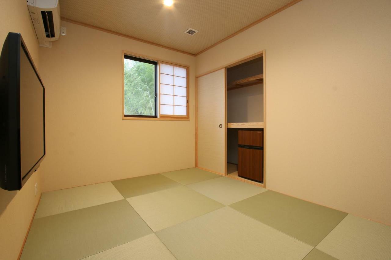 Hitoyoshi Onsen Ohgano Yado Hotel Esterno foto